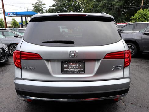 Used 2016 Honda Pilot Touring image 4