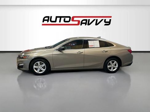 Used 2022 Chevrolet Malibu LS FWD image 4