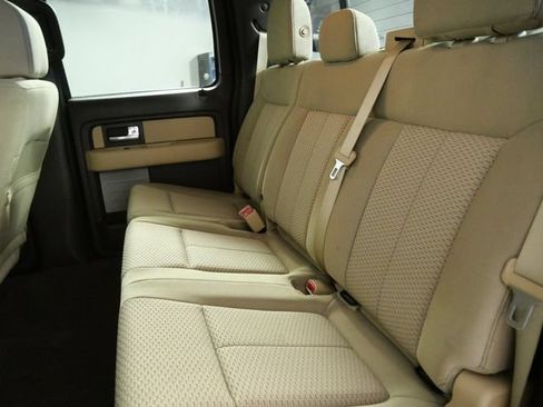Used 2014 Ford F150 XLT w/ Equipment Group 302A Luxury AWD/4WD image 15