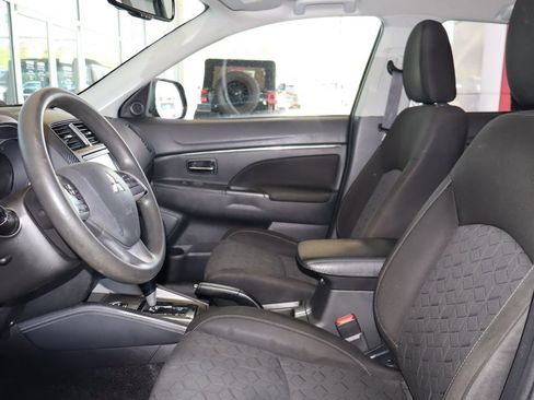 Used 2024 Mitsubishi Outlander Sport AWD image 15