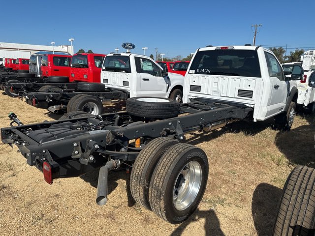 New 2024 Ford F550 4x4 Regular Cab Super Duty image 3