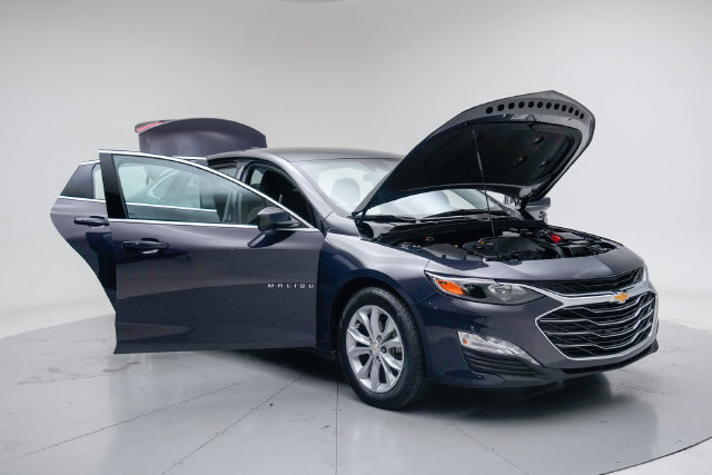 Used 2025 Chevrolet Malibu LT FWD image 16