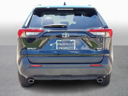 Used 2025 Toyota RAV4 XLE AWD/4WD image 5