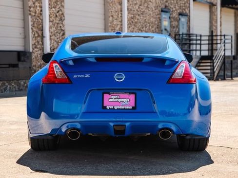 Used 2010 Nissan 370Z Touring w/ Sport Pkg RWD image 17