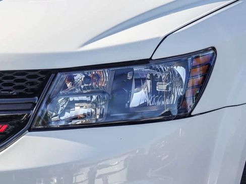 Used 2018 Dodge Journey SXT w/ Blacktop Package image 8