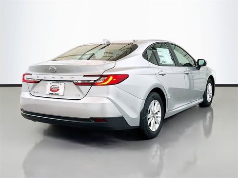 New 2026 Toyota Camry LE image 4