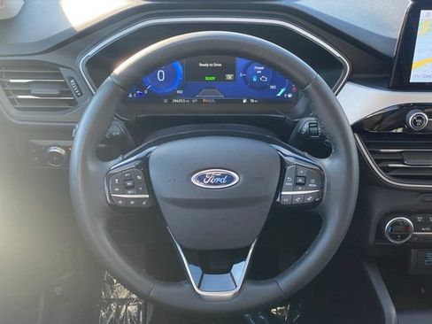 Used 2021 Ford Escape SEL w/ Technology Package AWD/4WD image 12