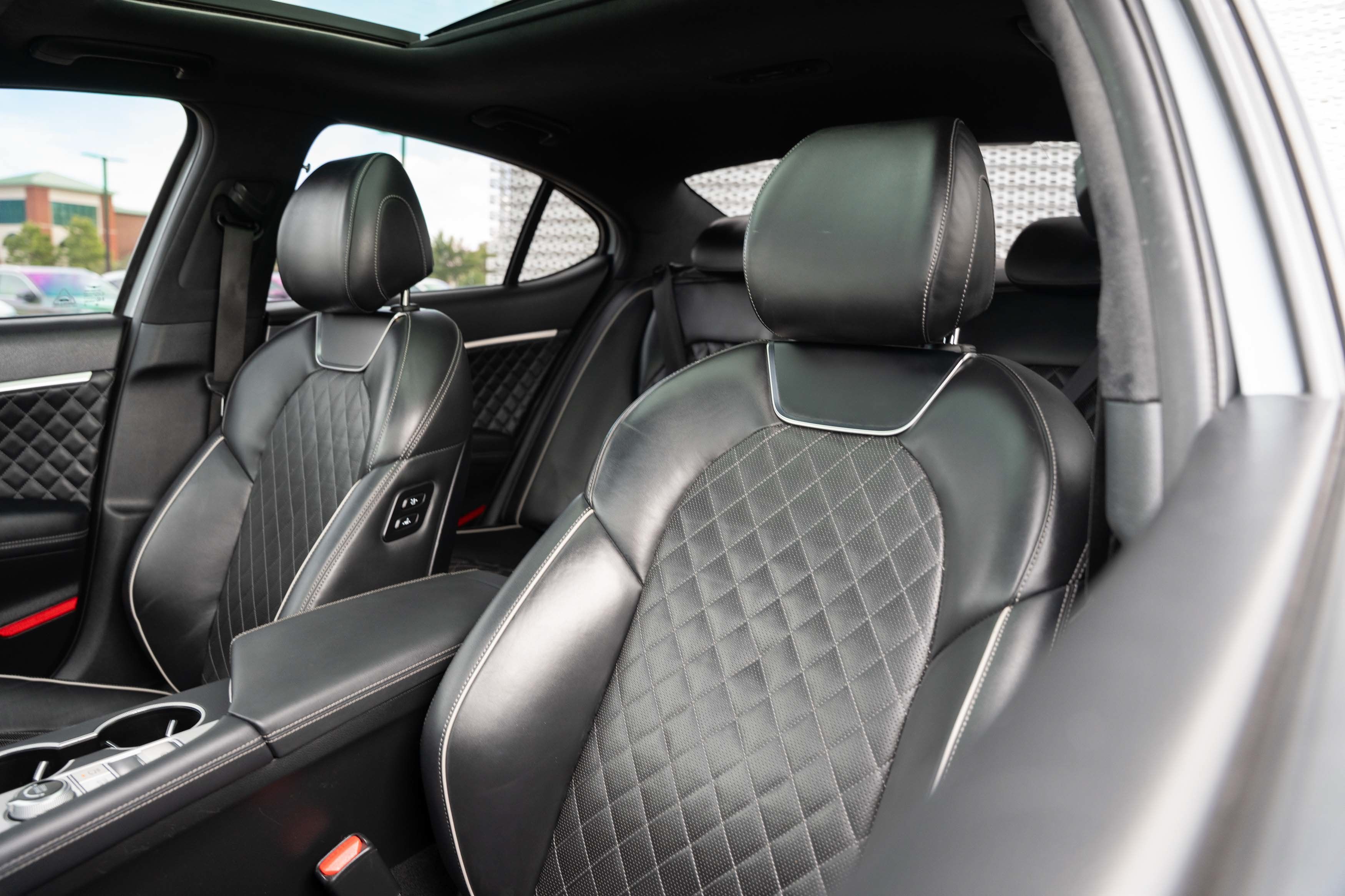 Used 2019 Genesis G70 2.0T Advanced w/ Sport Package AWD/4WD image 21