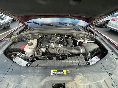 Used 2024 Jeep Grand Cherokee Limited image 32