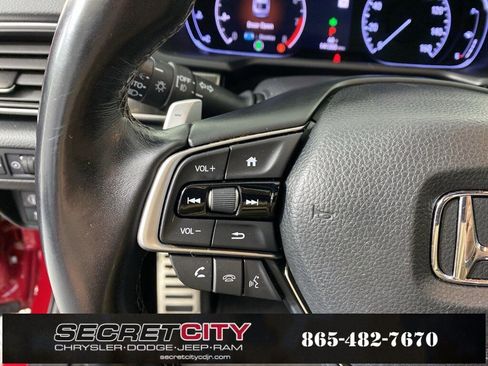 Used 2018 Honda Accord Sport image 15