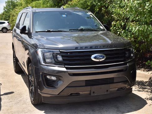 Certified 2021 Ford Expedition Limited AWD/4WD image 4