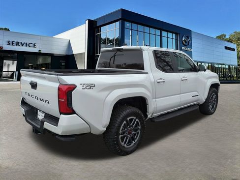 Used 2024 Toyota Tacoma TRD Sport w/ TRD Sport Premium Package image 4