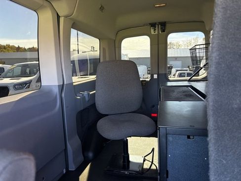 Used 2017 Ford Transit 150 XLT image 14