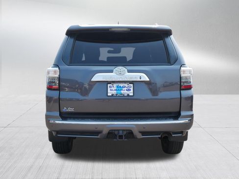 Used 2022 Toyota 4Runner Limited AWD/4WD image 6