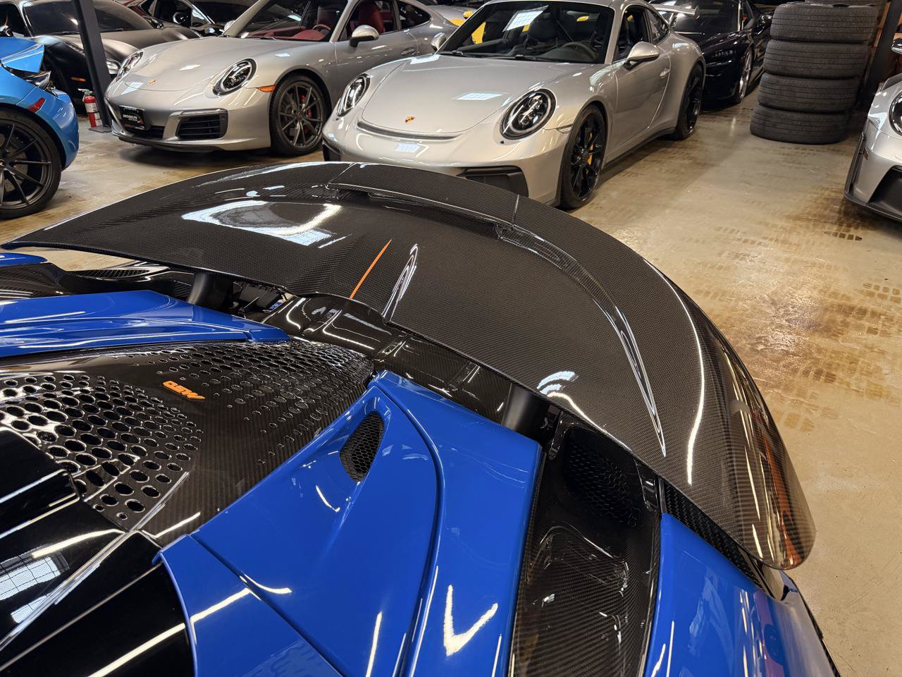 Used 2022 McLaren 720S Performance RWD image 19