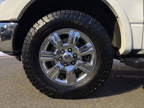 Used 2011 Ford F150 Lariat w/ Lariat Chrome Pkg image 9