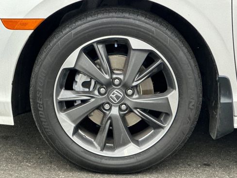 Used 2024 Honda Odyssey Elite image 11