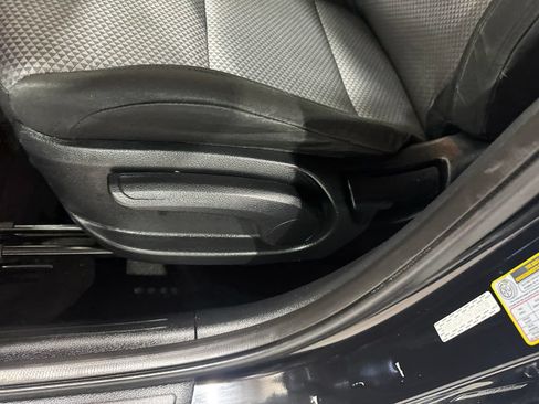 Used 2022 Kia Soul LX w/ Technology Package FWD image 19