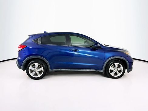 Used 2017 Honda HR-V EX image 9