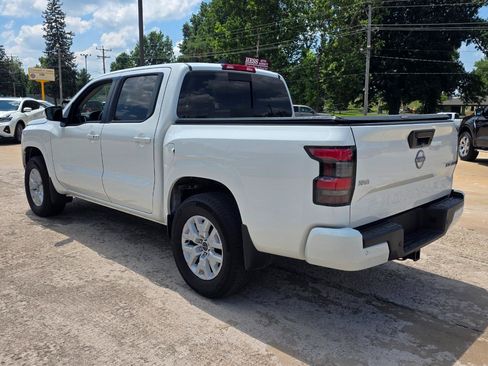 Used 2023 Nissan Frontier SV w/ SV Convenience Package AWD/4WD image 15