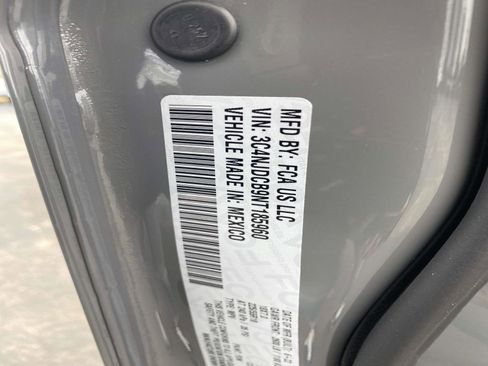 Certified 2022 Jeep Compass Limited image 25