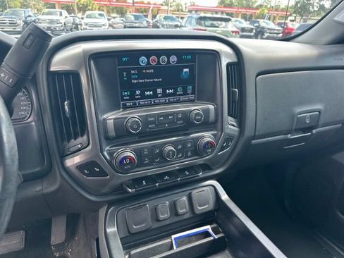 Used 2018 Chevrolet Silverado 1500 LT w/ All Star Edition AWD/4WD image 13