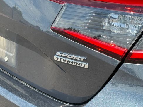 Used 2022 Honda Civic Sport Touring image 8