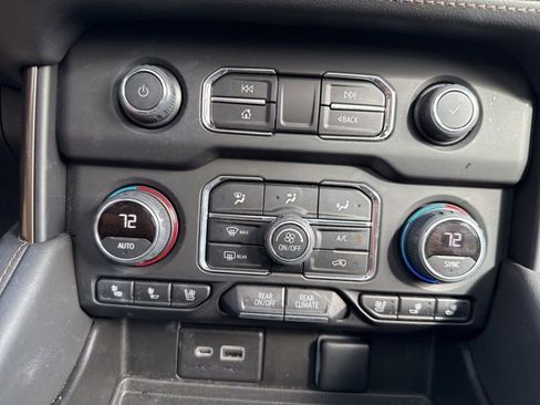 Used 2022 Chevrolet Tahoe High Country AWD/4WD image 23