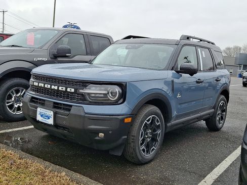 New 2026 Ford Bronco Sport Outer Banks w/ Outer Banks Tech Package+ AWD/4WD image 3