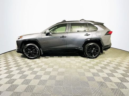 Certified 2022 Toyota RAV4 SE w/ Convenience Package AWD/4WD image 5