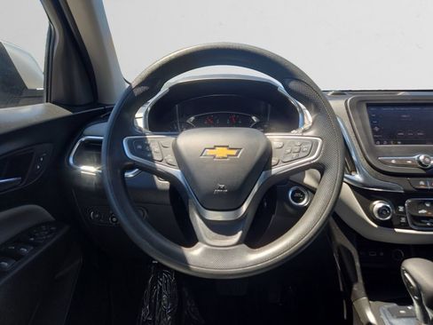 Used 2022 Chevrolet Equinox LT AWD/4WD image 13
