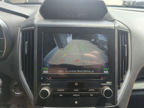 Used 2020 Subaru Crosstrek 2.0i Limited w/ Moonroof Package w/Navigation AWD/4WD image 23