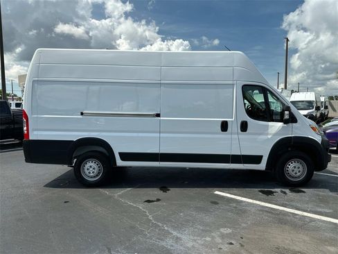 New 2024 RAM ProMaster 3500 w/ Convenience Group image 2