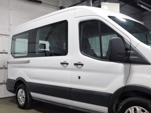 Used 2018 Ford Transit 150 XLT image 11
