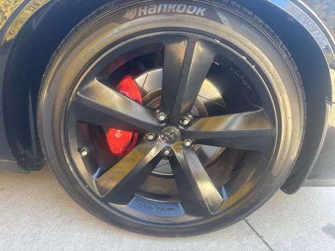 Used 2009 Dodge Challenger SRT8 w/ SRT Option Group II image 29