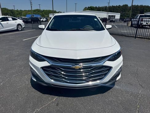 Used 2022 Chevrolet Malibu LT image 3