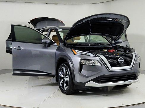 Certified 2023 Nissan Rogue Platinum w/ Platinum Premium Package image 9