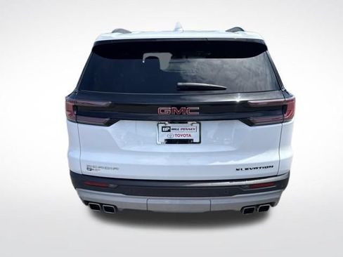 Used 2024 GMC Acadia Elevation FWD image 4