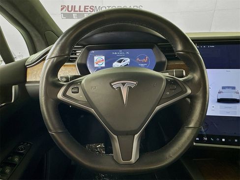 Used 2021 Tesla Model X Long Range image 10