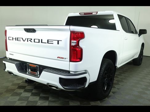 Used 2025 Chevrolet Silverado 1500 RST w/ Z71 Off-Road Package image 19