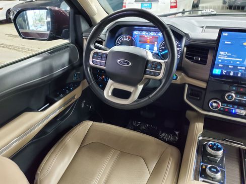Used 2024 Ford Expedition Max Limited AWD/4WD image 16