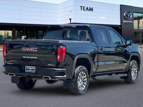 Used 2023 GMC Sierra 1500 AT4 w/ AT4 Premium Package AWD/4WD image 4