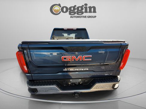Used 2022 GMC Sierra 1500 SLT w/ SLT Premium Package image 14
