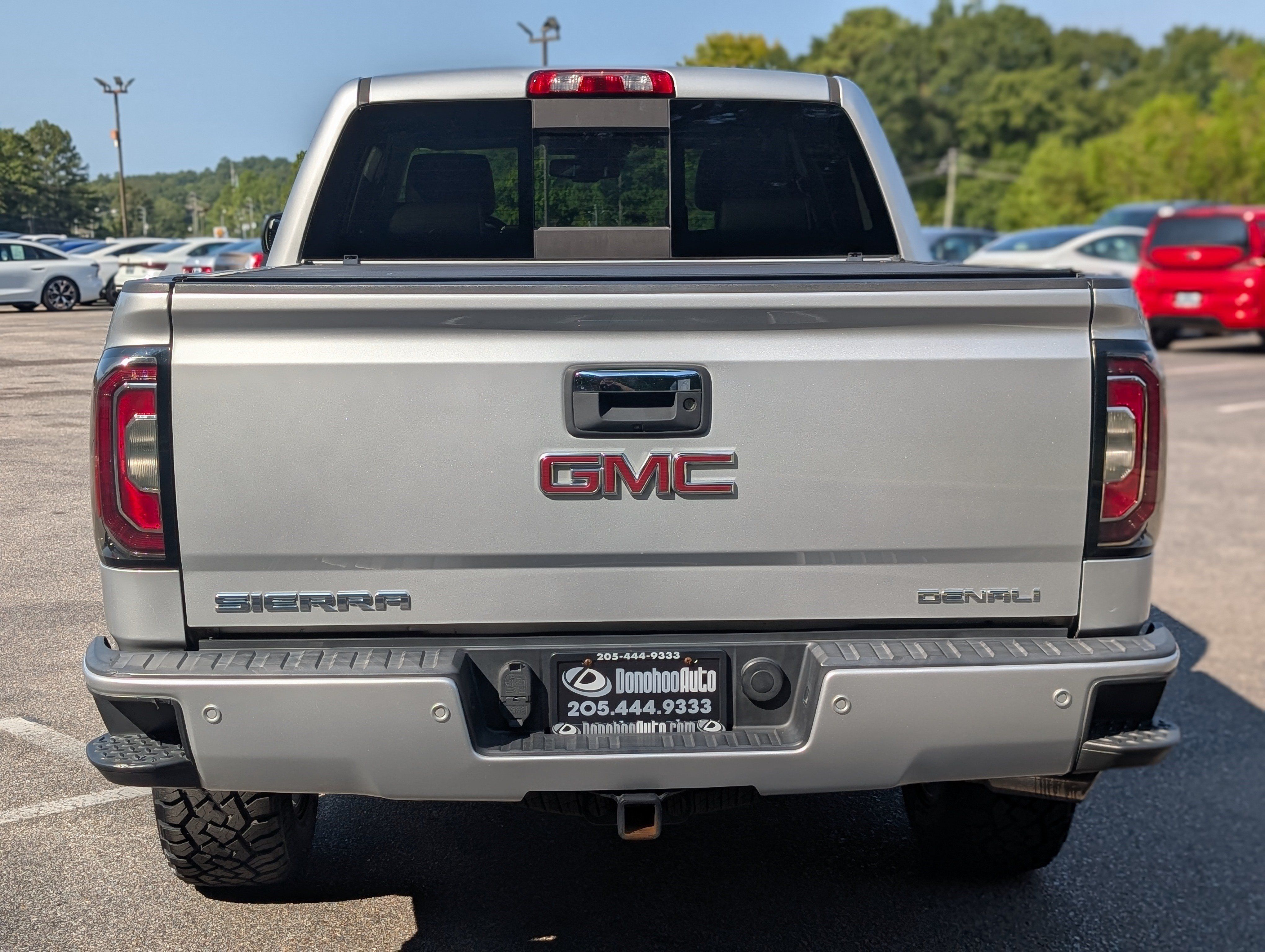 Used 2018 GMC Sierra 1500 Denali AWD/4WD image 8