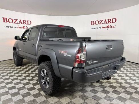 Used 2011 Toyota Tacoma 4x4 Double Cab w/ TRD Sport Pkg image 6
