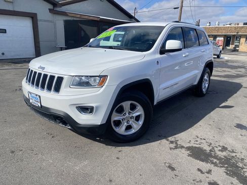 Used 2014 Jeep Grand Cherokee Laredo image 1