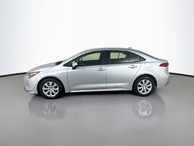 Used 2023 Toyota Corolla LE FWD image 11