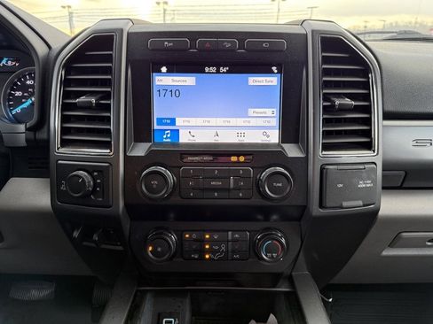 Used 2019 Ford F250 XLT w/ XLT Premium Package image 13