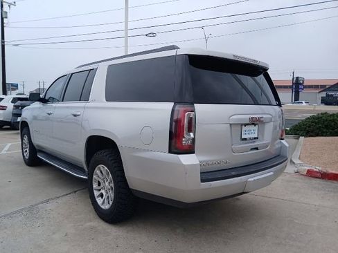 Used 2019 GMC Yukon XL SLT w/ Open Road Package RWD image 7