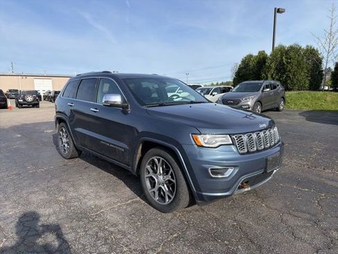 Used 2019 Jeep Grand Cherokee Overland AWD/4WD image 2